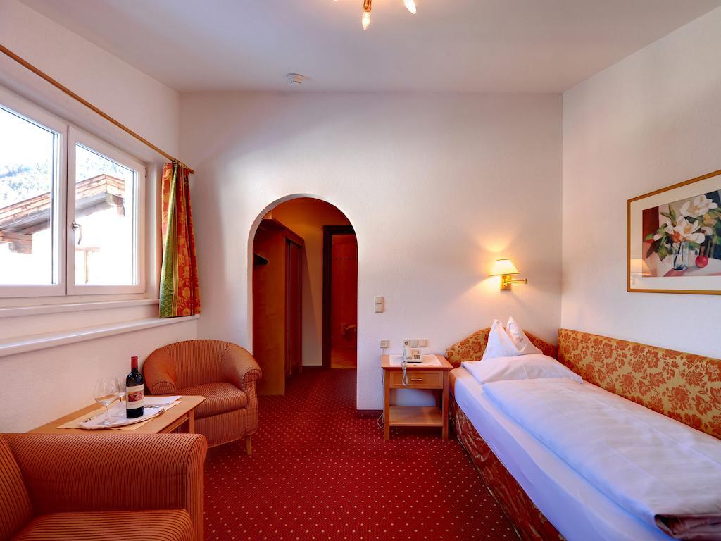 Heart Hotel Arlberg Санкт-Антон-ам-Арльберг Экстерьер фото